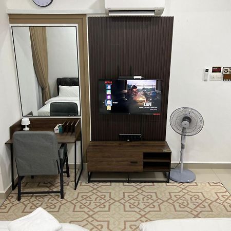 Hassma Studio Apartment At Kompleks Mutiara Gm Gua Musang Luaran gambar